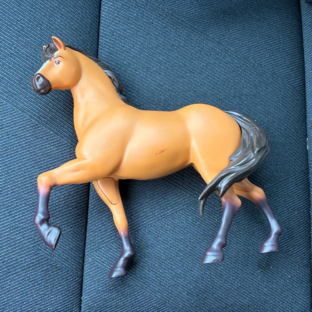 Dreamworks Tan Brown Spirit Riding Free Horse Just Play Pony